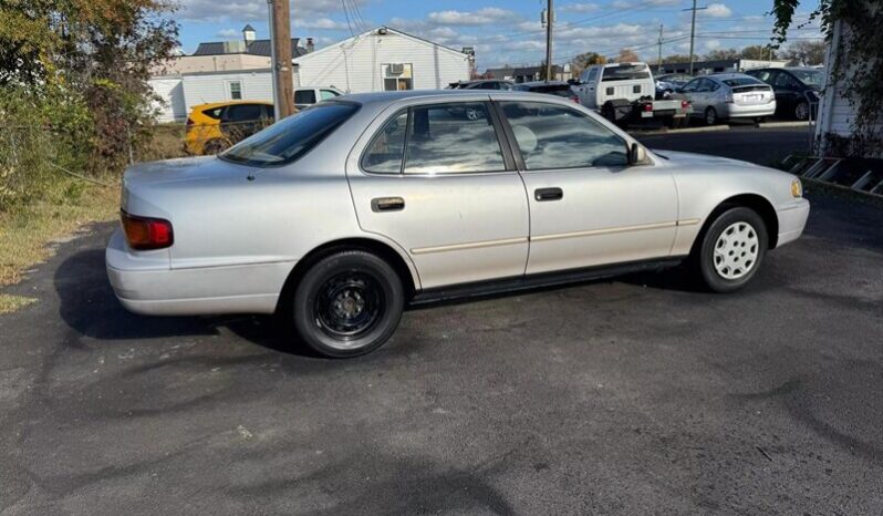 
								1996 Toyota Camry full									