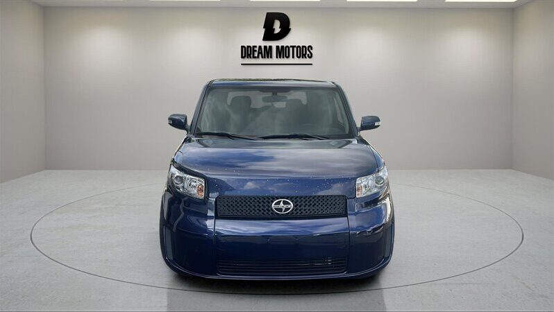 
								2008 Scion xB full									